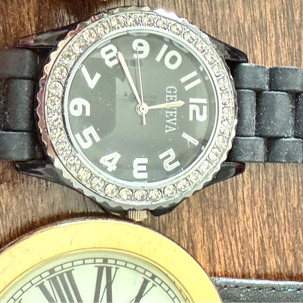 Assorted Watches Collection - Picture 4 of 5